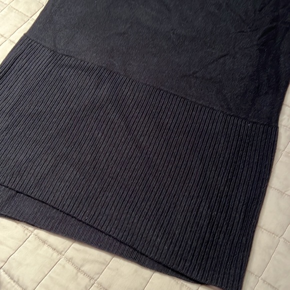 Oversized black vneck sweater - Picture 3 of 4
